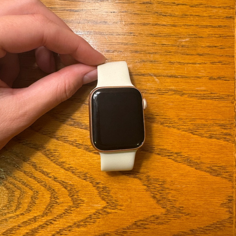 Apple Watch Series 4 40mm Rose Gold